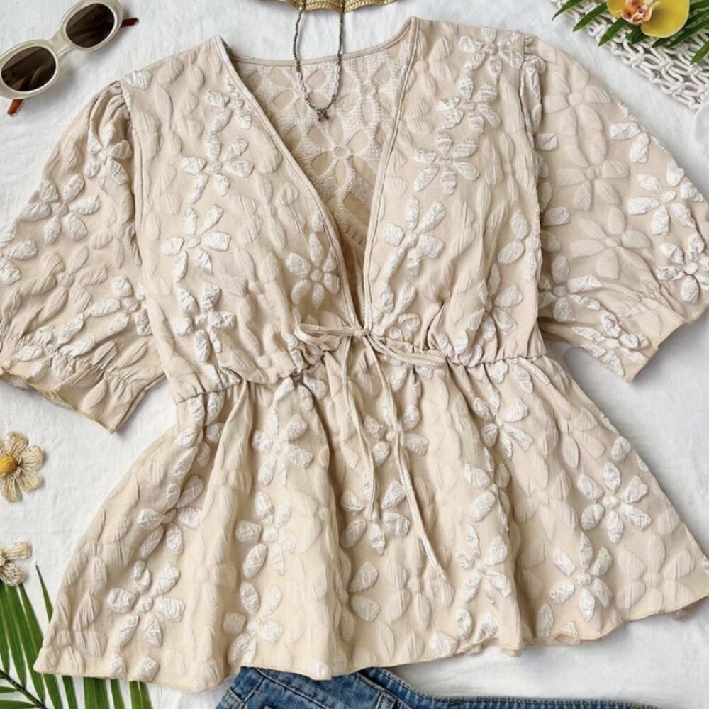 SHEIN Plus Size Floral Blouse with Tie